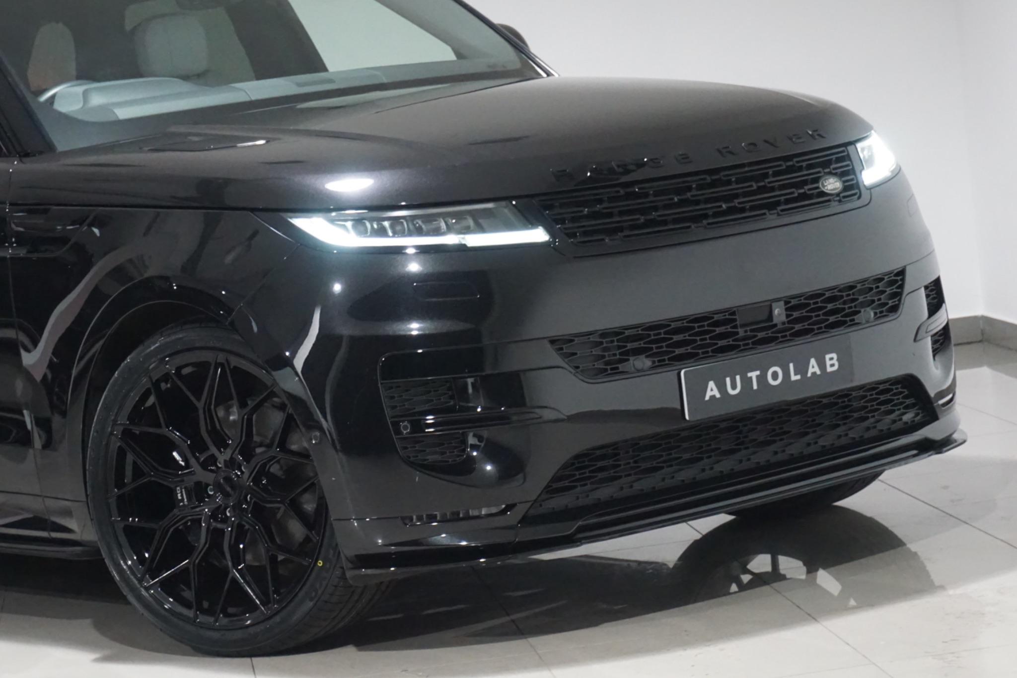 Land Rover Range Rover Sport 3.0 D300 MHEV Dynamic SE Auto 4WD Euro 6 (s/s) 5dr